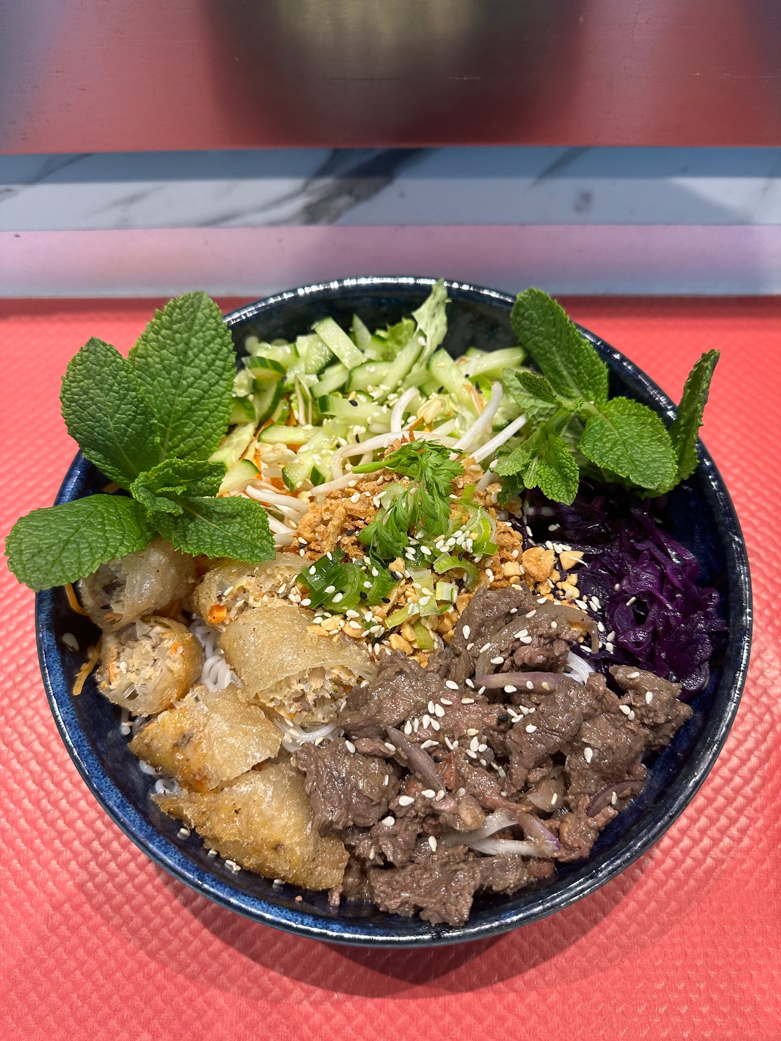 Bò bún bœuf citronnelle