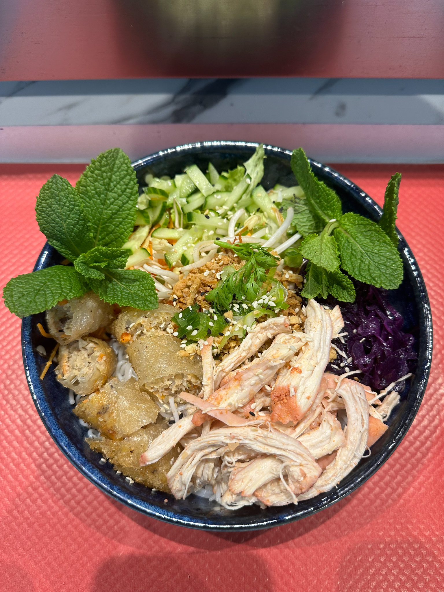 Bò bún poulet